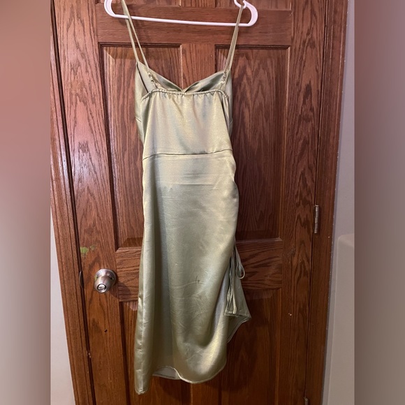 Green size M windsor dress - Picture 3 of 3